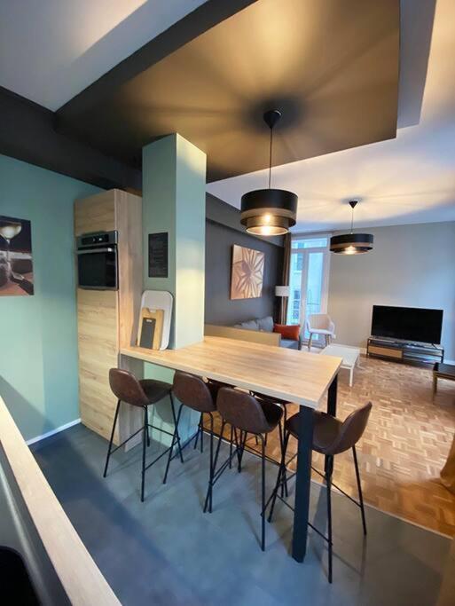 Appartement Les Quatre Piliers - 1 Min Palais Jacques Coeur à Bourges Extérieur photo