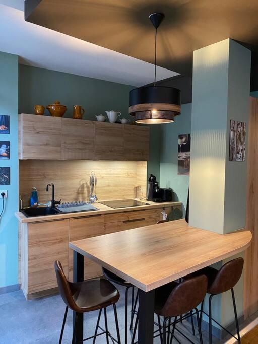 Appartement Les Quatre Piliers - 1 Min Palais Jacques Coeur à Bourges Extérieur photo